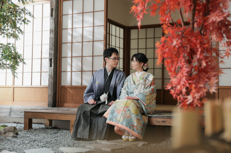 まずは縁側で。