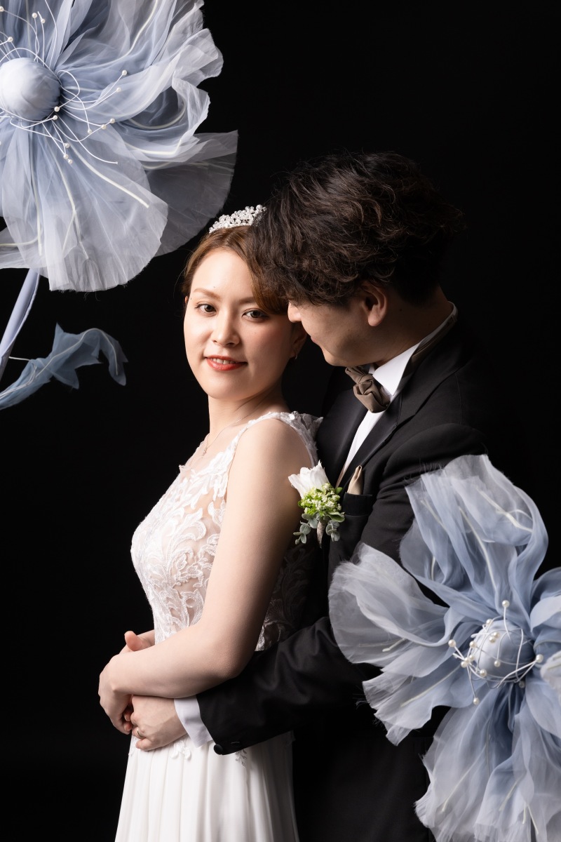 黒背景でカッコよく。