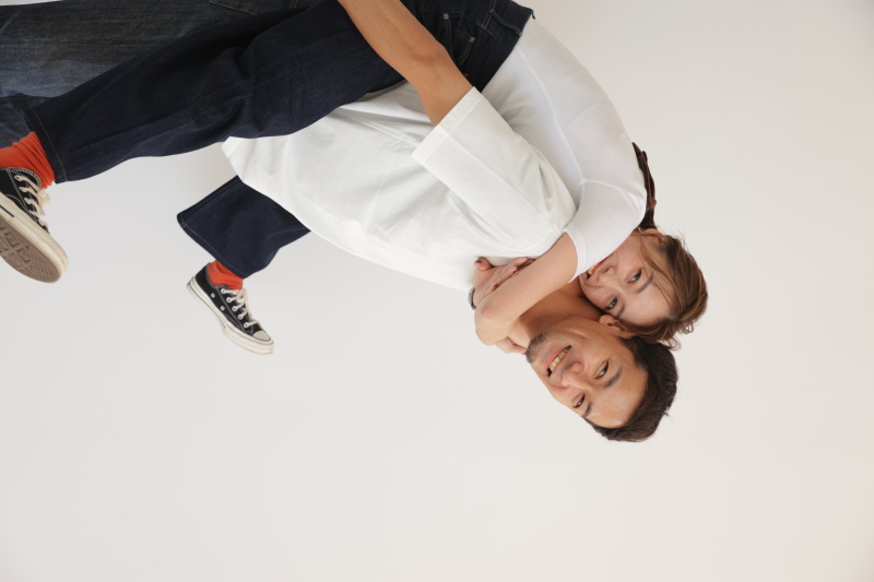 ご新郎様にぎゅーっとするご新婦様！