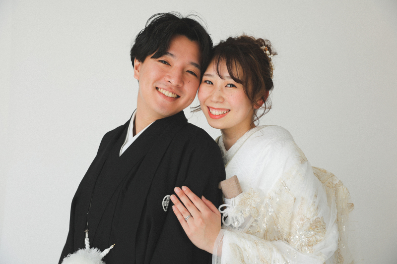 ちょっと真面目そうなカットも笑