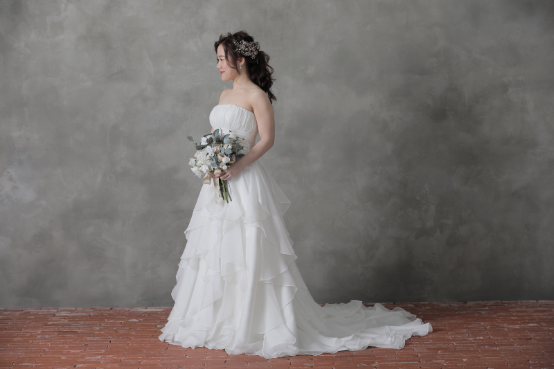 ご新婦様とドレスが際立った一枚