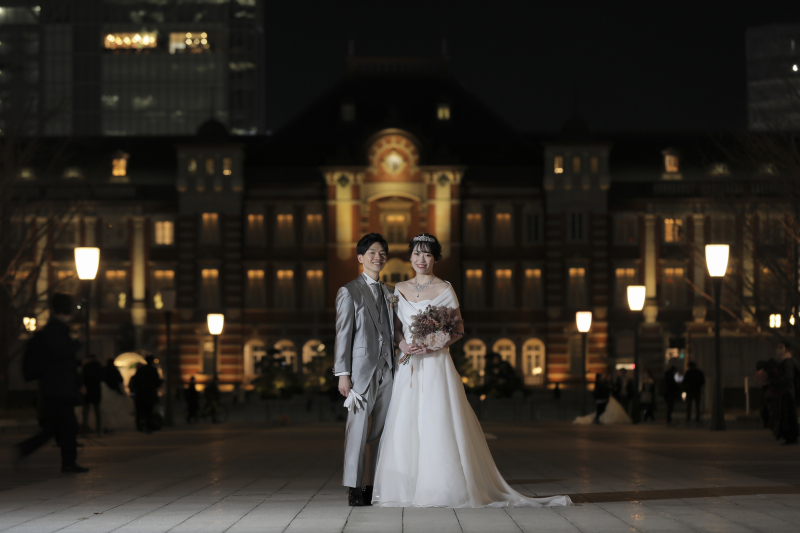 王道な駅舎バックでの夜景撮影