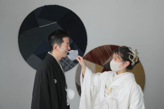 屋内庭園でマスク！