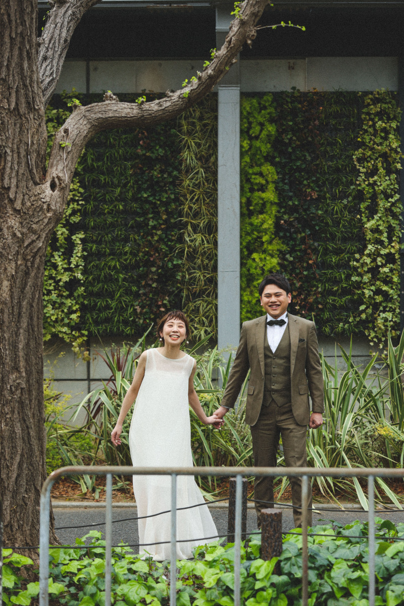 手を繋いでの1枚。