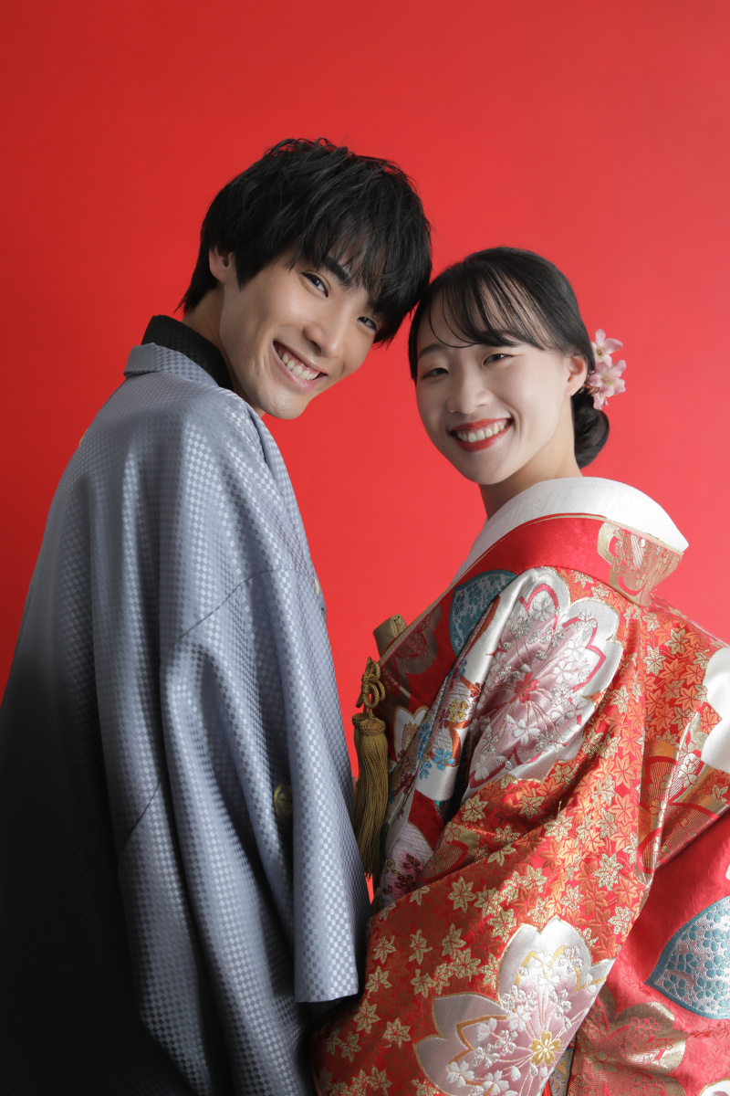 赤背景に変えて