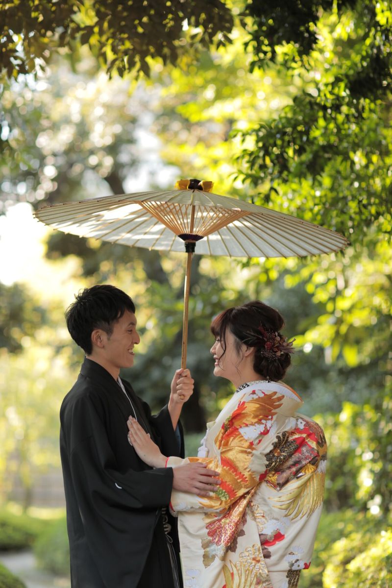 はにかんだ笑顔が素敵な一枚