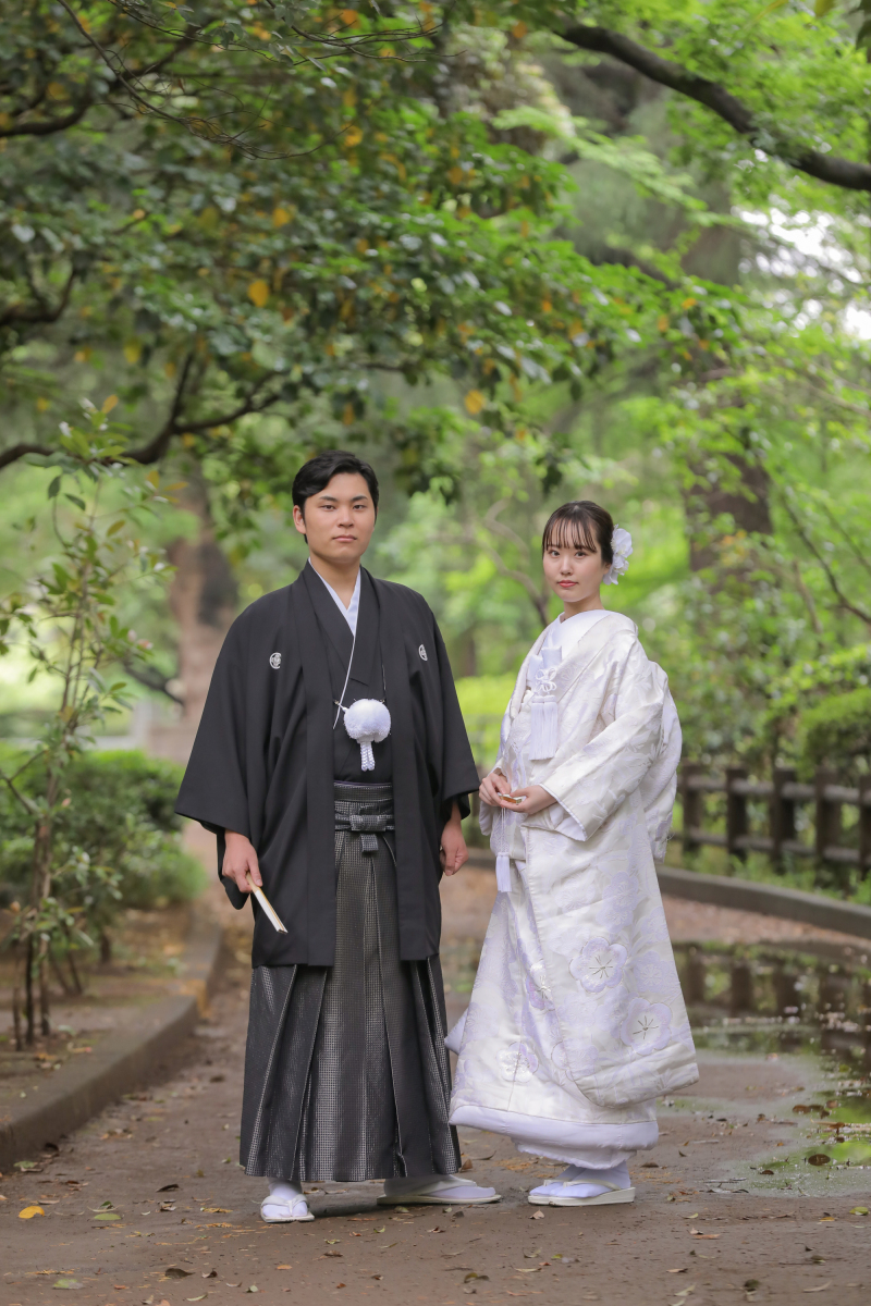 まずはかっちりした立ち姿