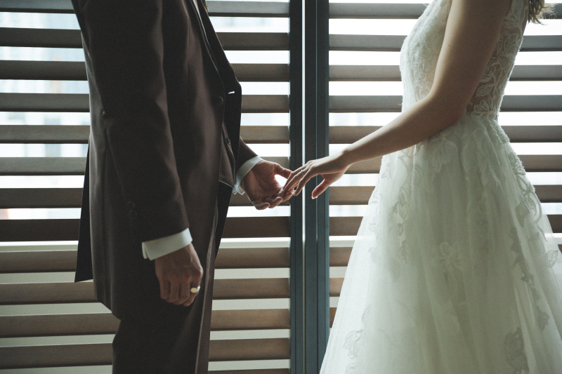 しっとりした雰囲気で。