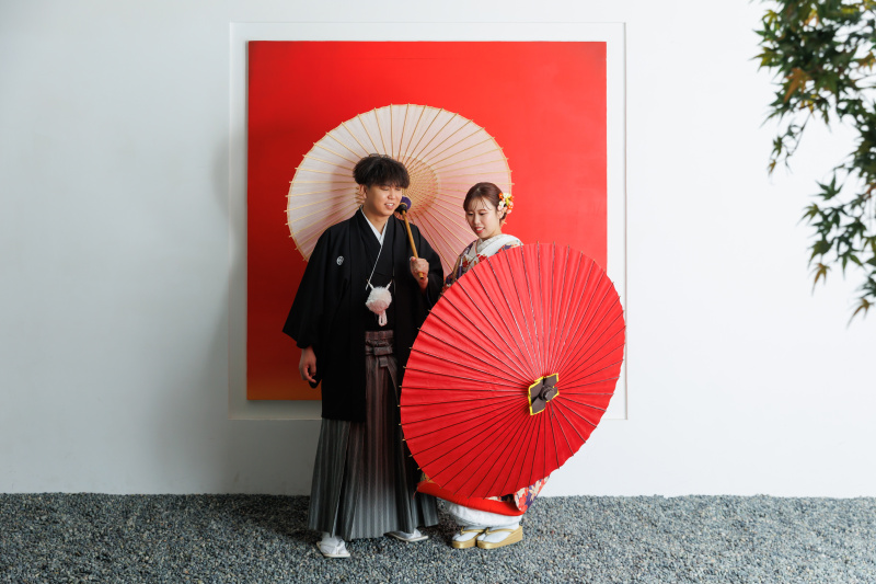 赤背景✖︎和傘