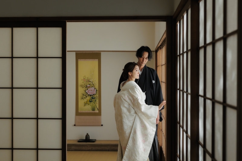 お茶室の中で。