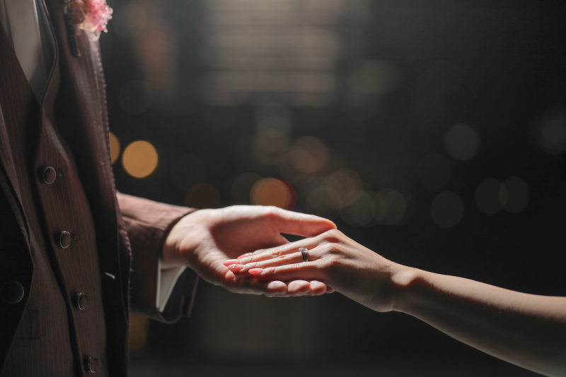 指輪、お手元のシーンも♡