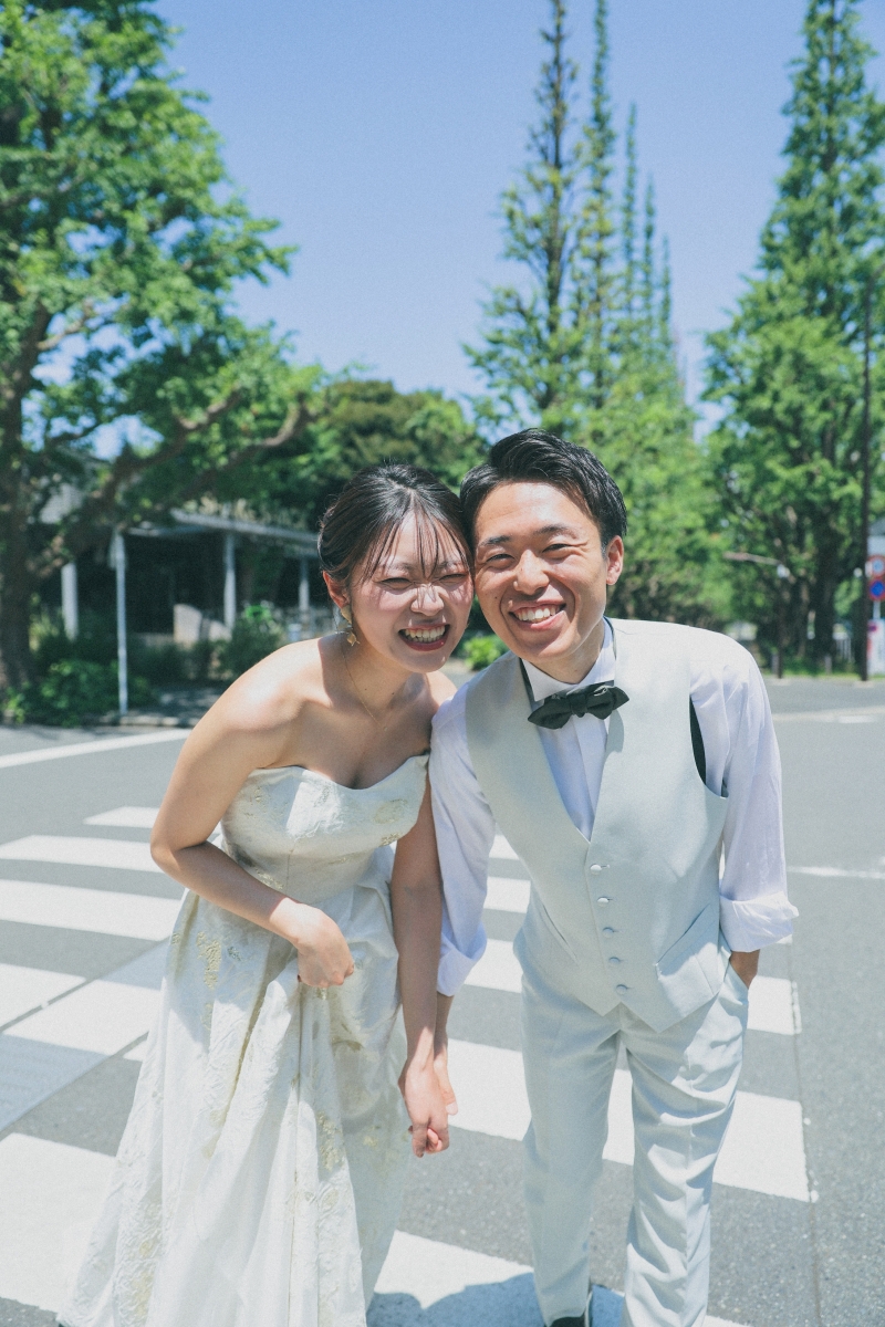 カメラに向かってー