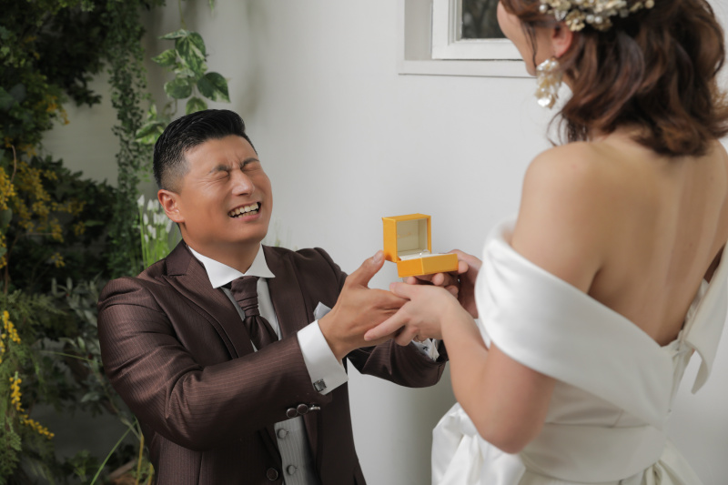 ご新郎様の表情に注目!