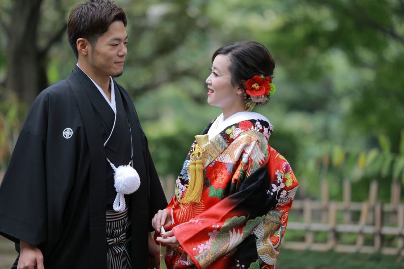 おふたりの自然な笑みが溢れます