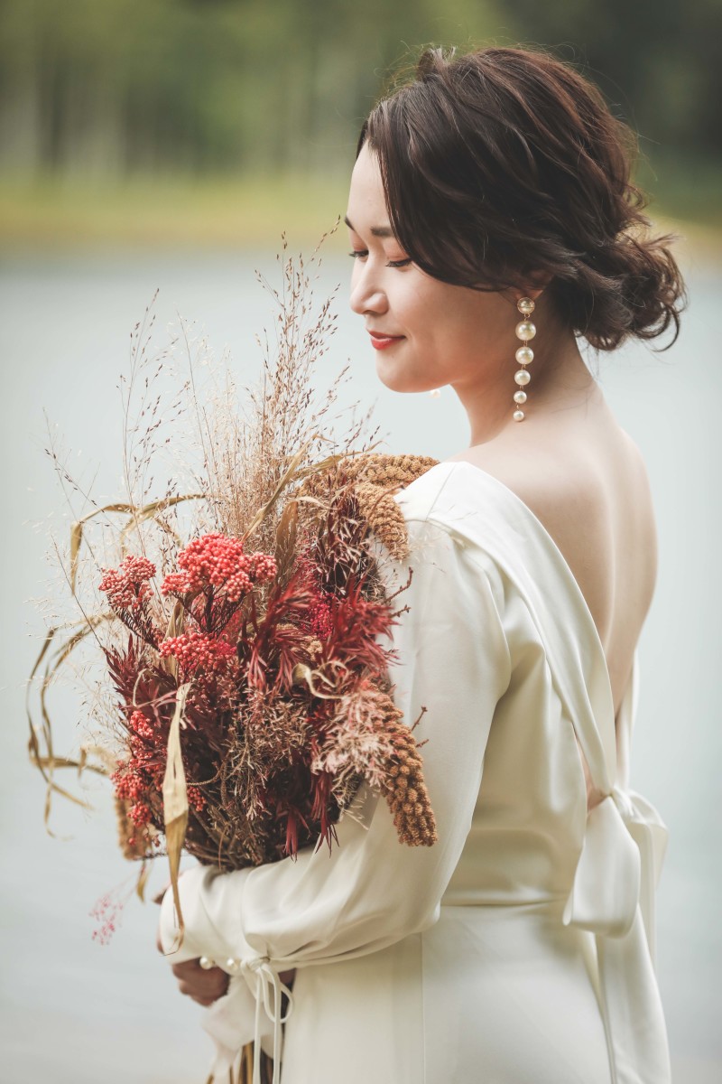 ドライフラワーのブーケと一緒に