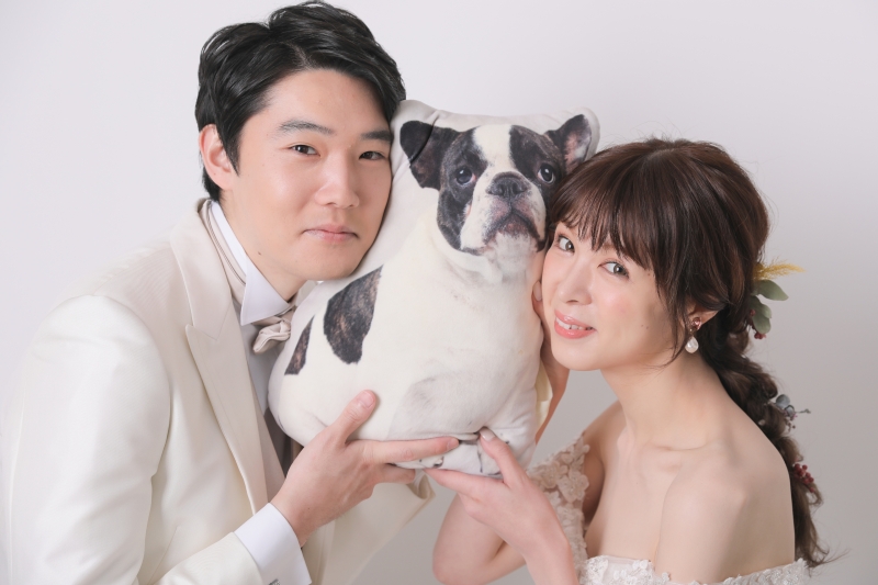 お気に入りのぬいぐるみと一緒に