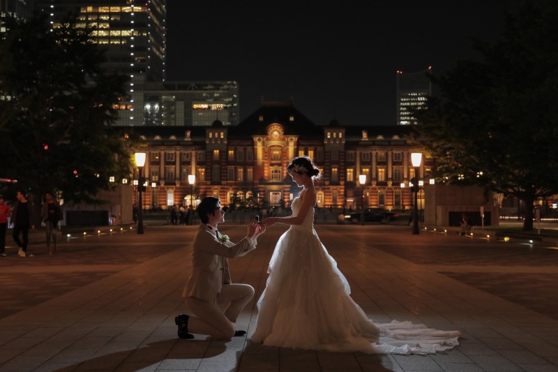 東京駅前夜景ロケーション