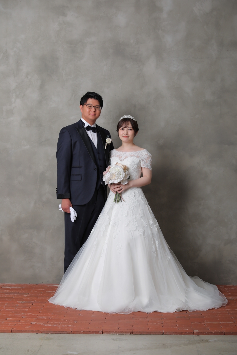 フォーマルな立ち姿のお写真から