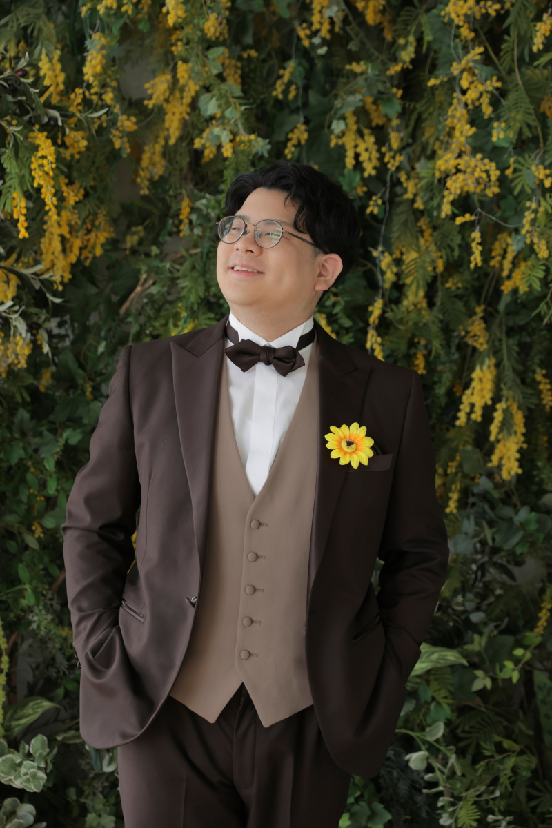 ご新郎様の胸元にも