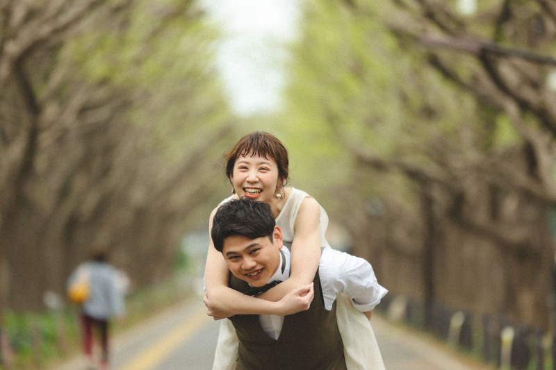 最後は後ろからギュッとしてもらって。