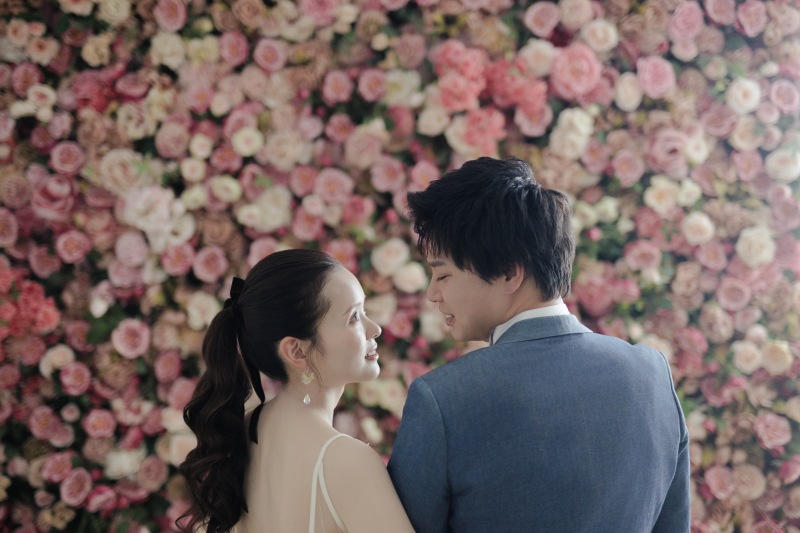 ピンクの背景で