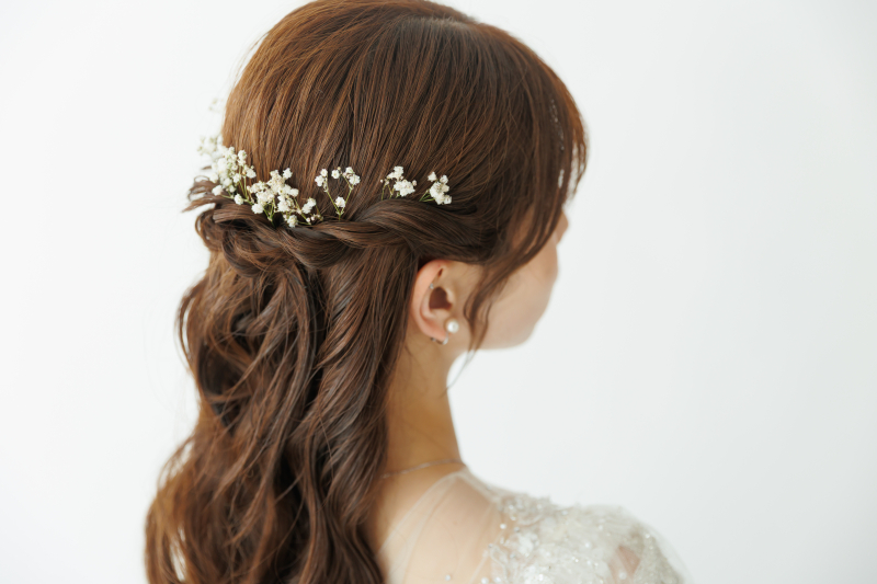 ヘアスタイルも