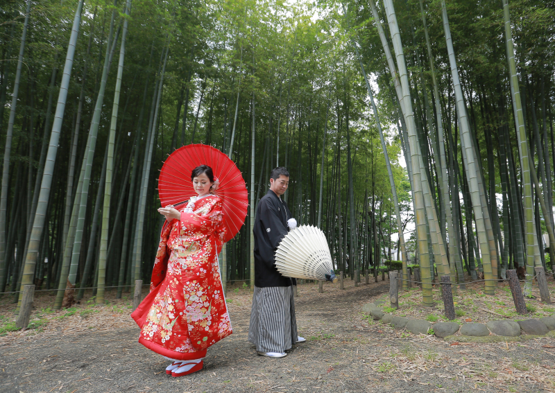 竹林の中の和装ロケーション