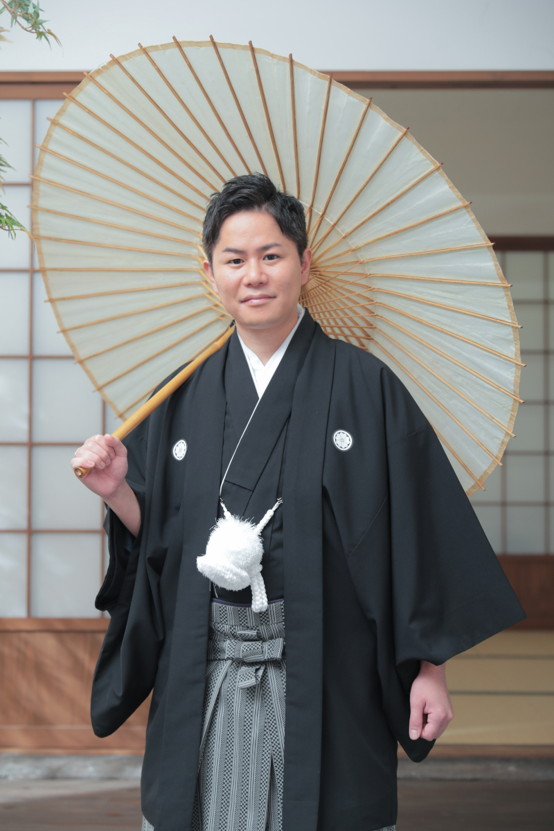 ご新郎様のソロカット。