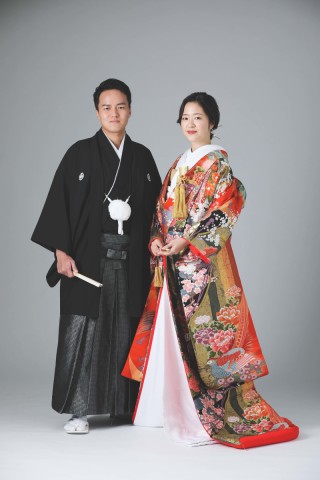 しっとり、大人の和装スタジオ