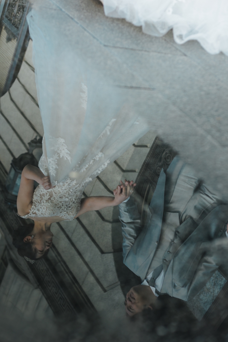 水たまりに映るお二人