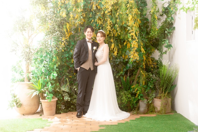 ミモザの前で。