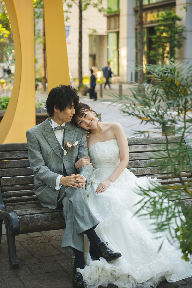 まずは日の入り前の丸の内から