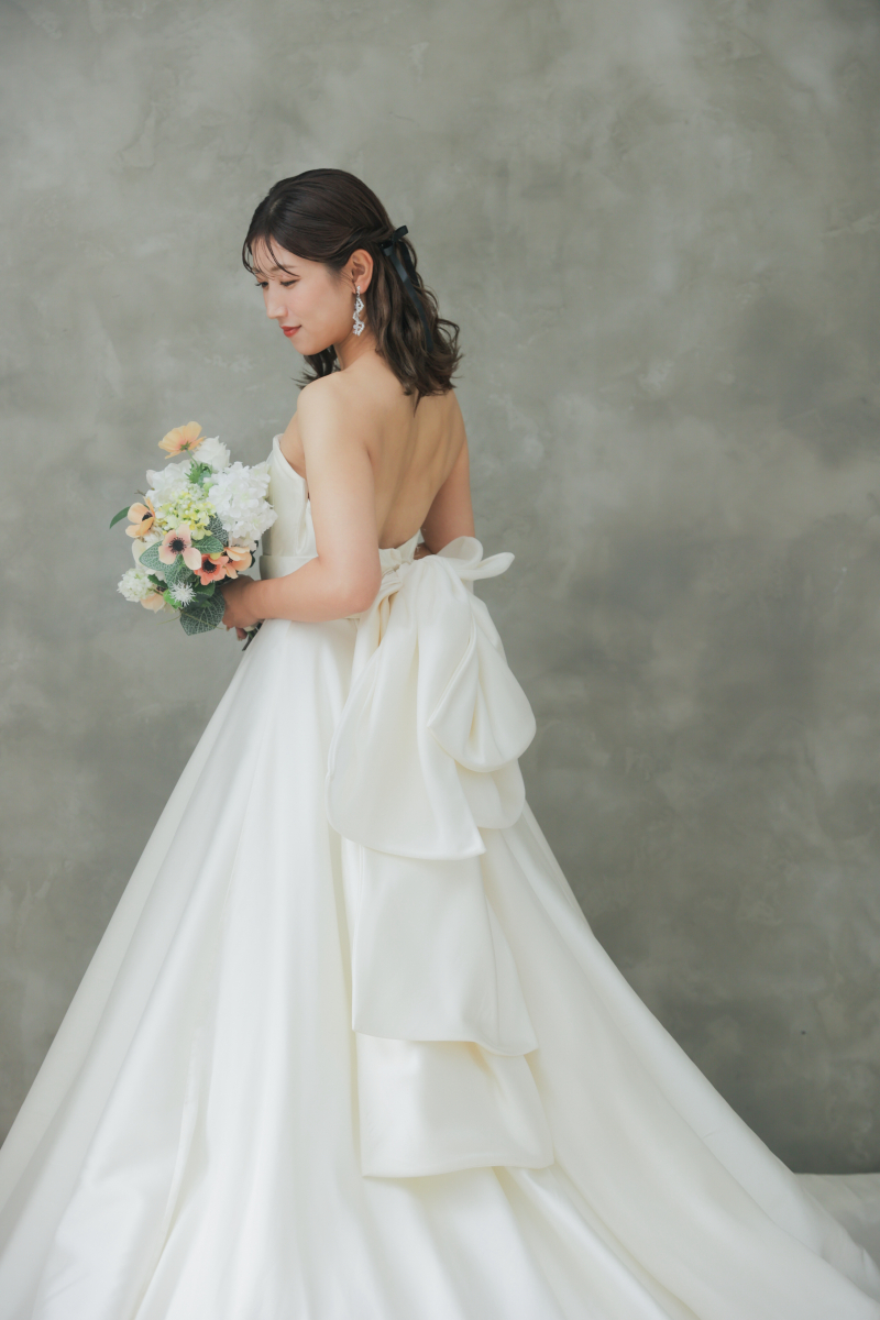 後ろ姿のお写真も