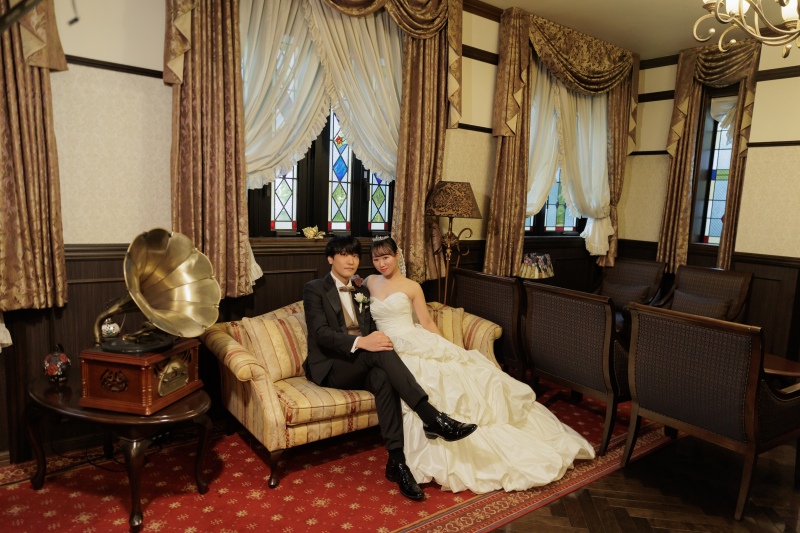 階段降りて、、