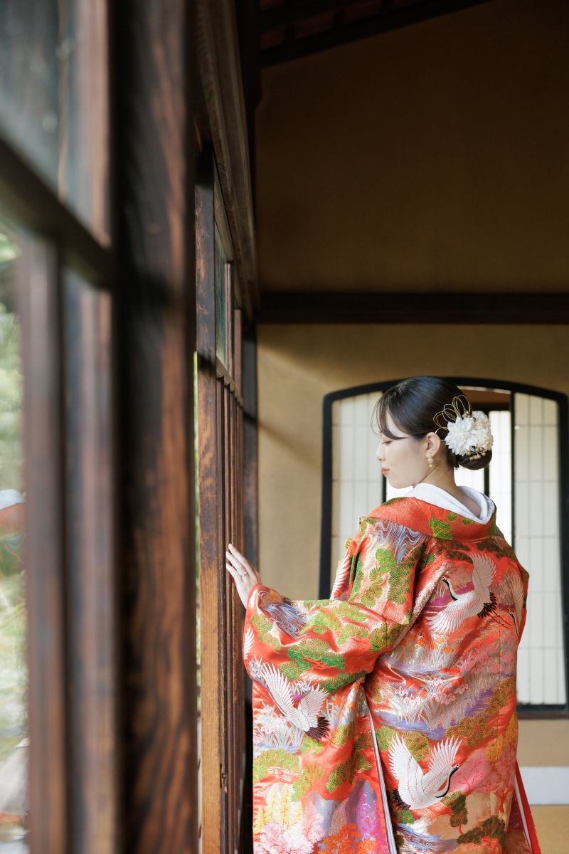 ご新婦様の後ろ姿