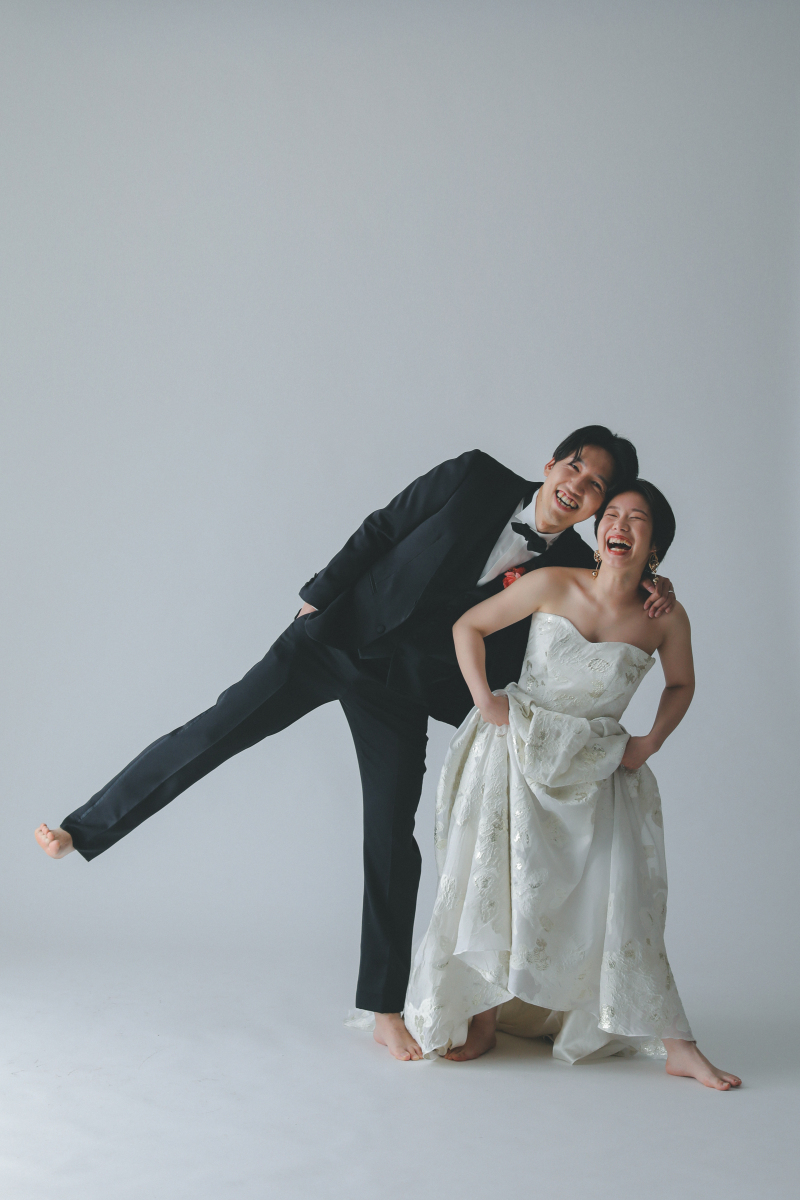 裸足になってみたり