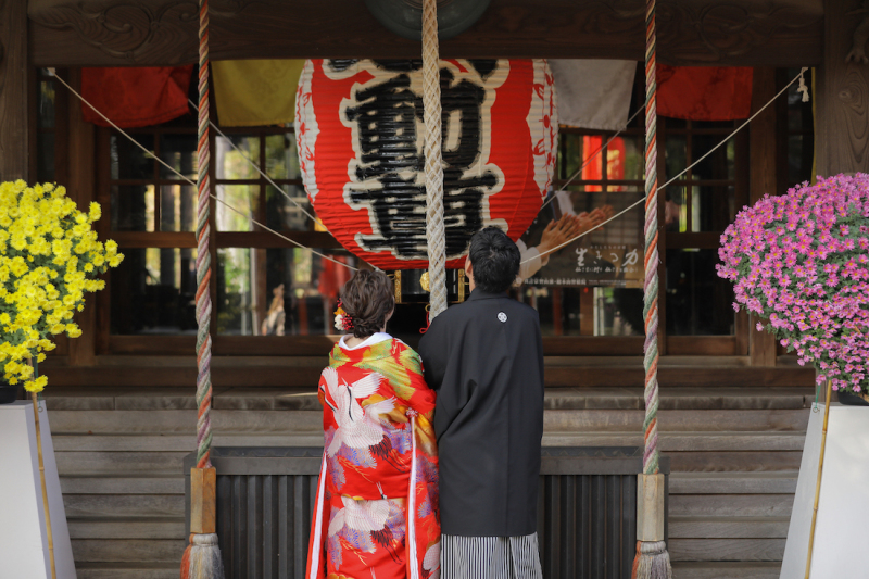 お寺ならではの後ろ姿