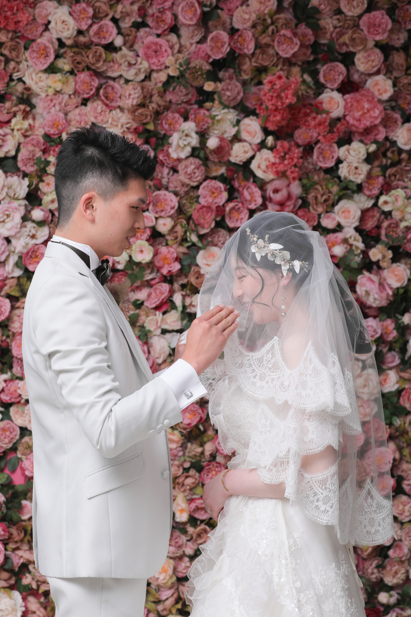 ベールアップのシーンも