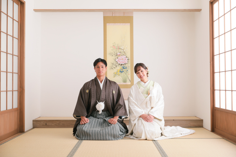 王道のお正座ポーズも