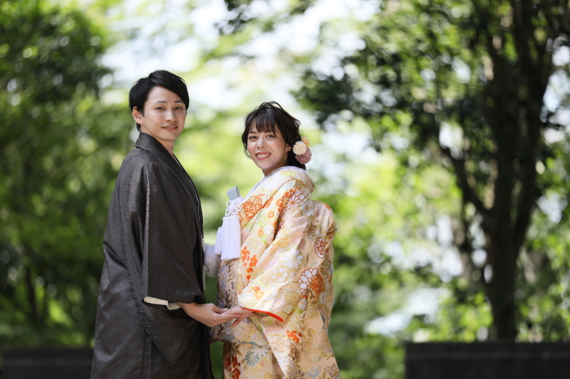 緑の中で和装ロケーション