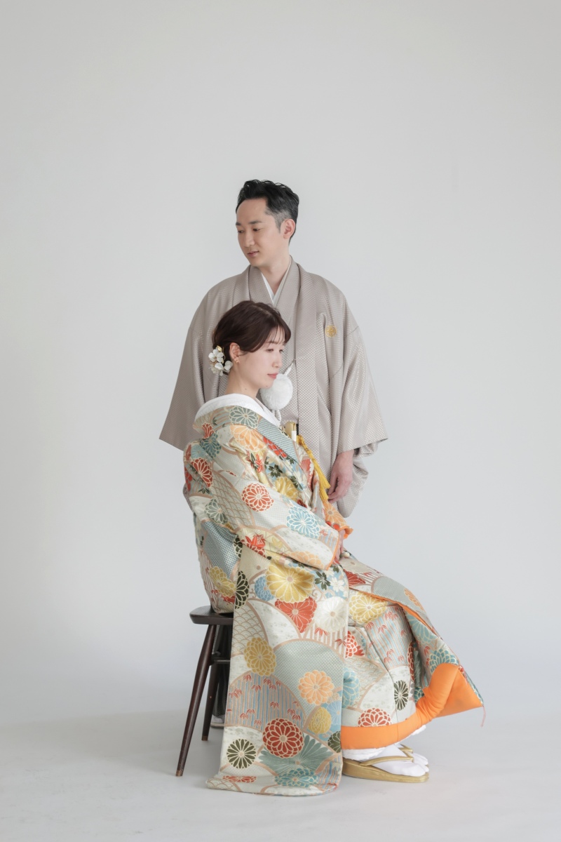 椅子と和装