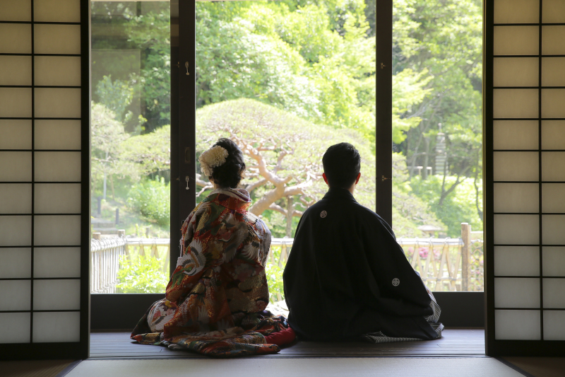 お庭を眺めながら