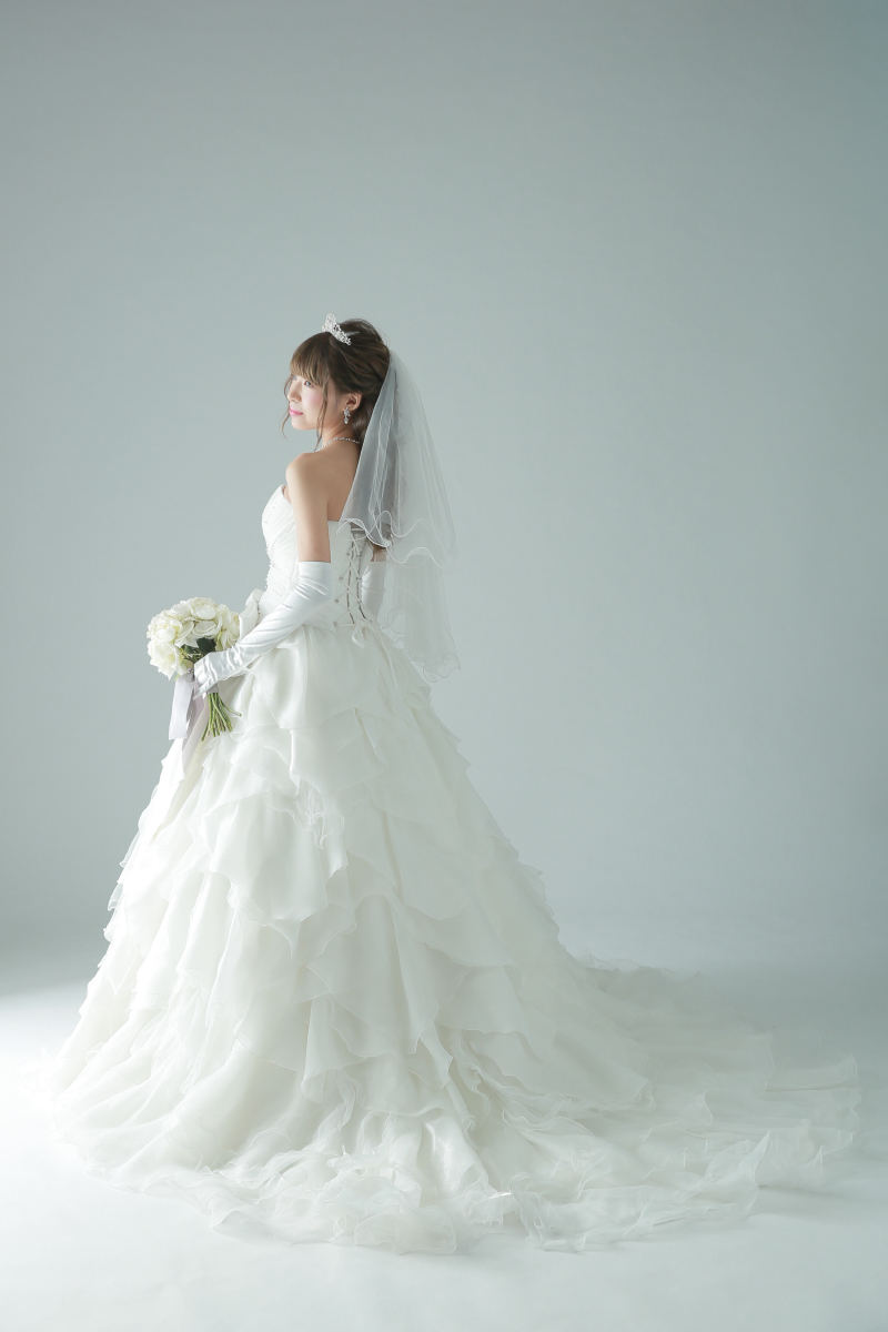 後ろ姿は綺麗に♪