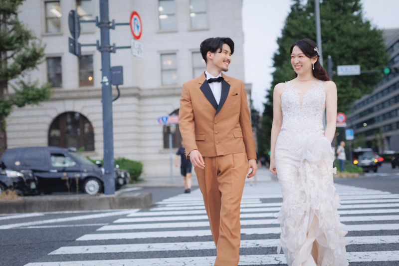 歩いているシーン