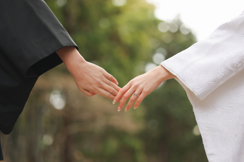 手元のカットも