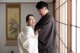 身長差が素敵なお二人の屋内庭園スタジオ撮影！