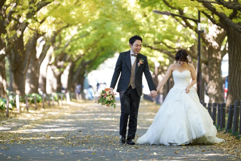 外苑銀杏並木ロケーションにて