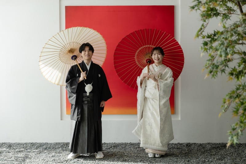 和傘を使って。