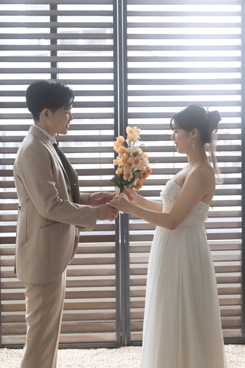 ふたりと、光と、ブーケと