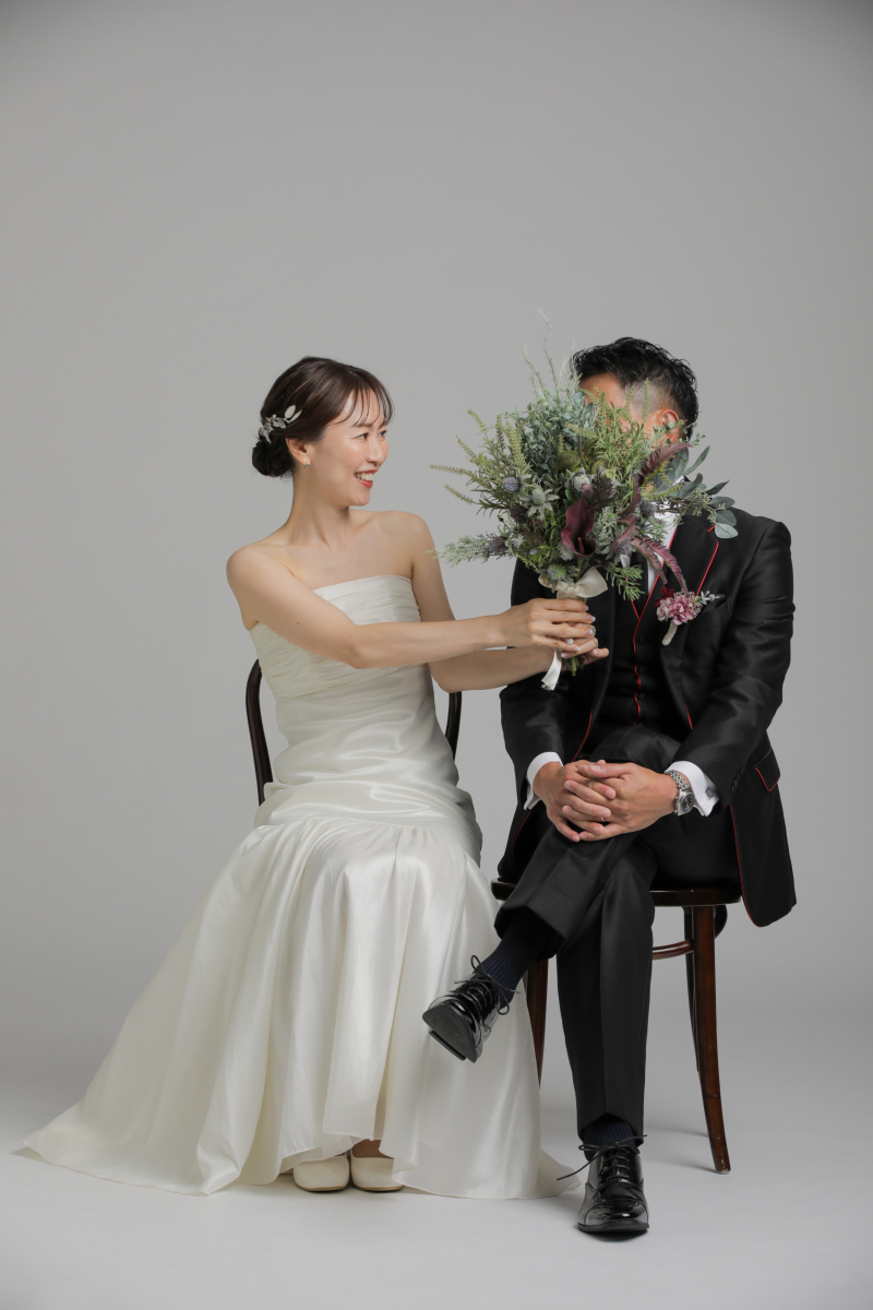 ブーケで隠して